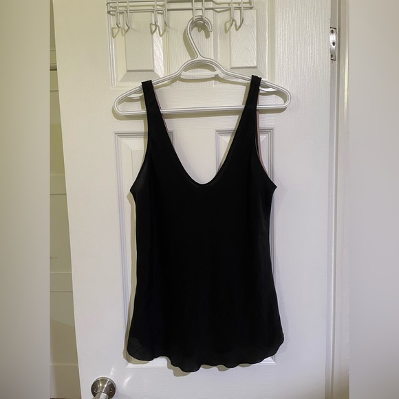 Babaton Aritzia 100% Silk Blouse - Picture 3 of 4